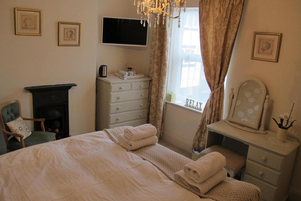 Holmleigh House Bed And Breakfast Сітон Екстер'єр фото