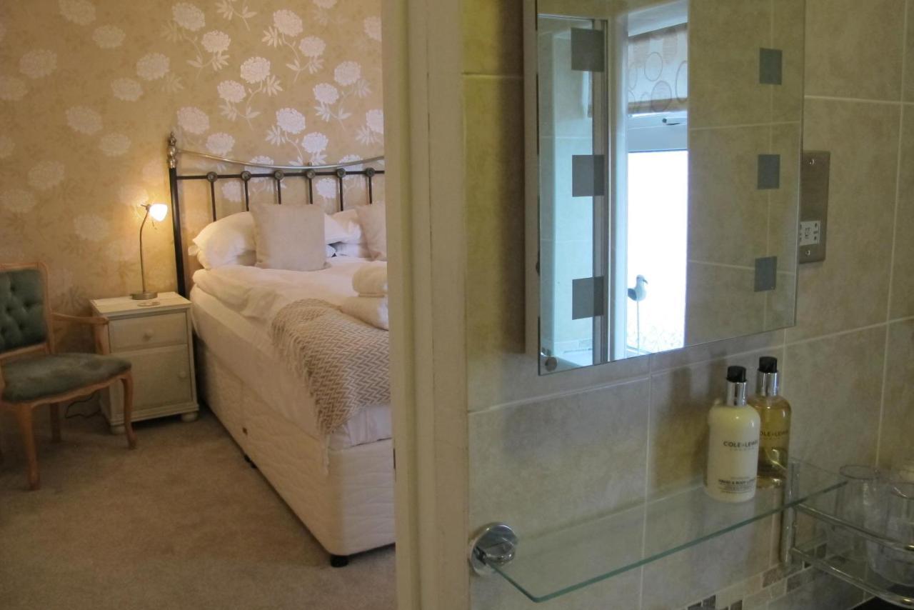 Holmleigh House Bed And Breakfast Сітон Екстер'єр фото