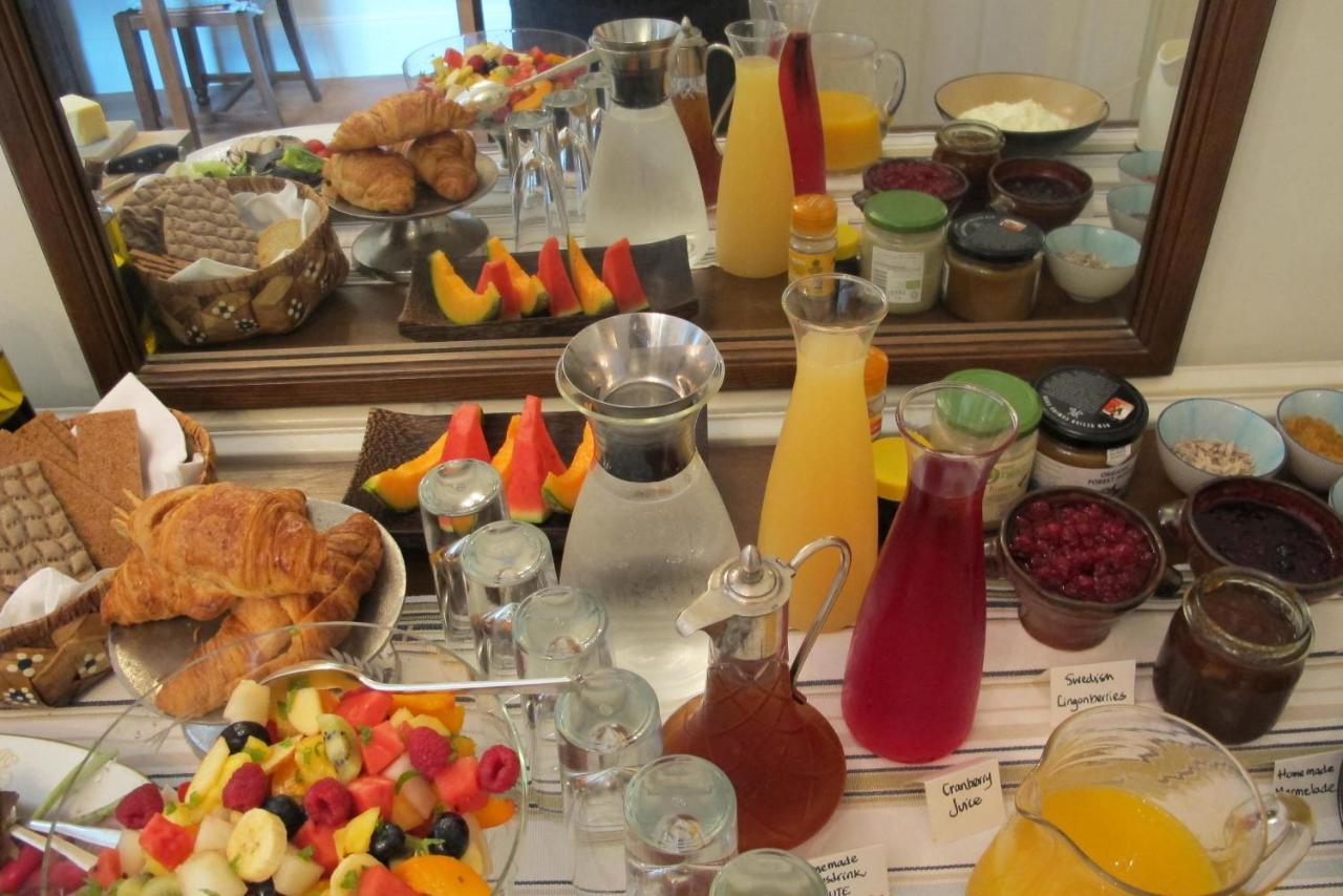 Holmleigh House Bed And Breakfast Сітон Екстер'єр фото